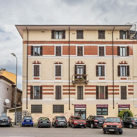 Апартаменты Life Is Beautiful Design Loft Navigli Romolo, Netflix, Wifi, Ac And Street Parking Милан Экстерьер фото