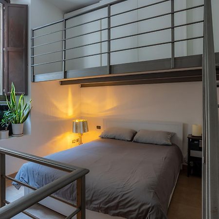 Апартаменты Life Is Beautiful Design Loft Navigli Romolo, Netflix, Wifi, Ac And Street Parking Милан Экстерьер фото